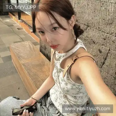 荣杏暖